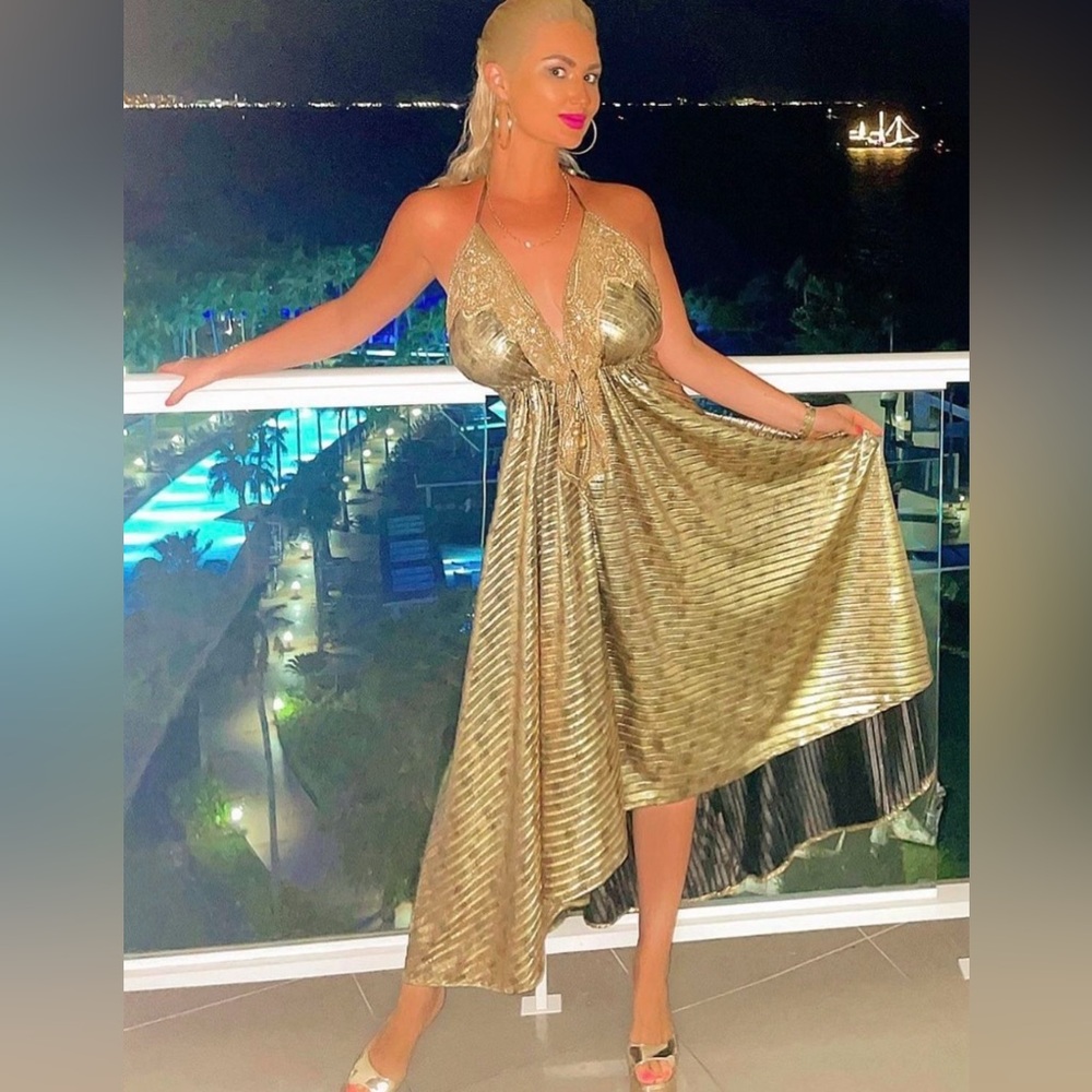 Elegant Gold Evening Dress